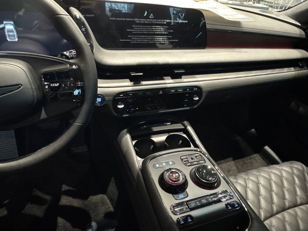 New 2026 Genesis G90 3.5T Prestige image 25