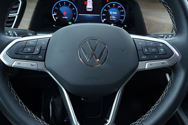 Certified 2025 Volkswagen Atlas SE FWD image 23