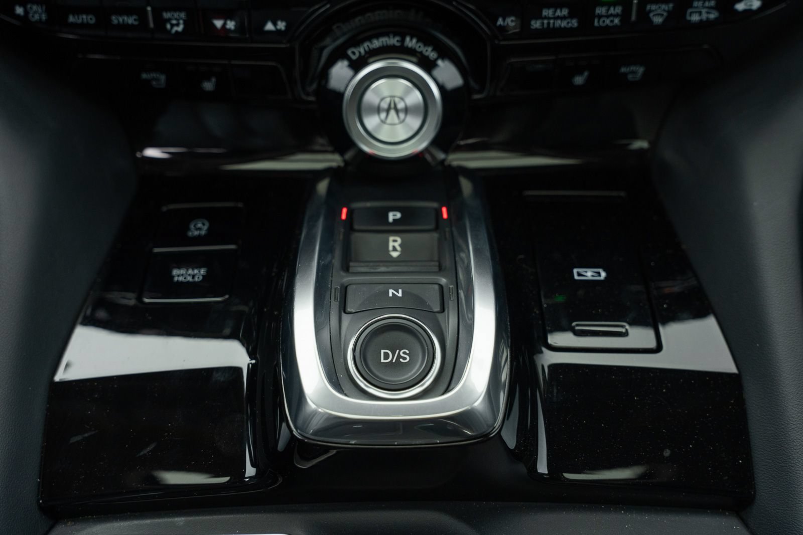 Used 2022 Acura MDX FWD w/ Technology Package image 39