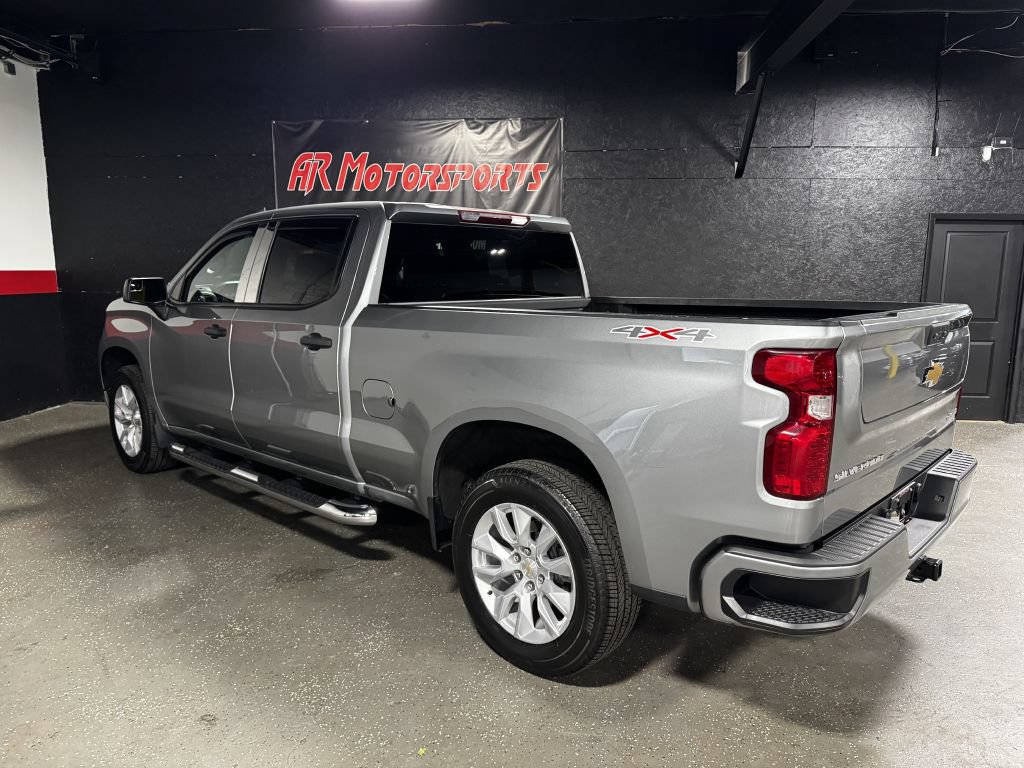 Used 2023 Chevrolet Silverado 1500 Custom AWD/4WD image 3