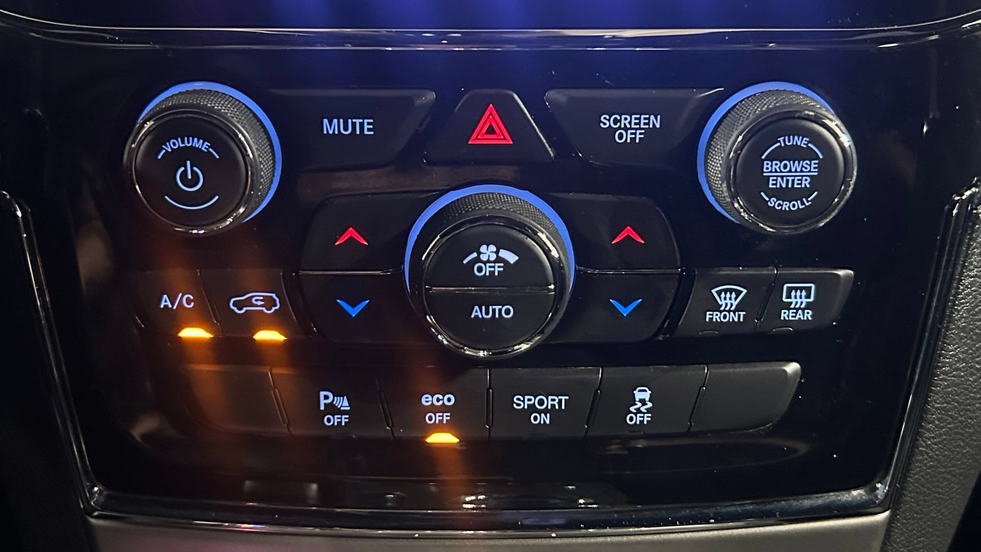 Used 2019 Jeep Grand Cherokee Trailhawk AWD/4WD image 82