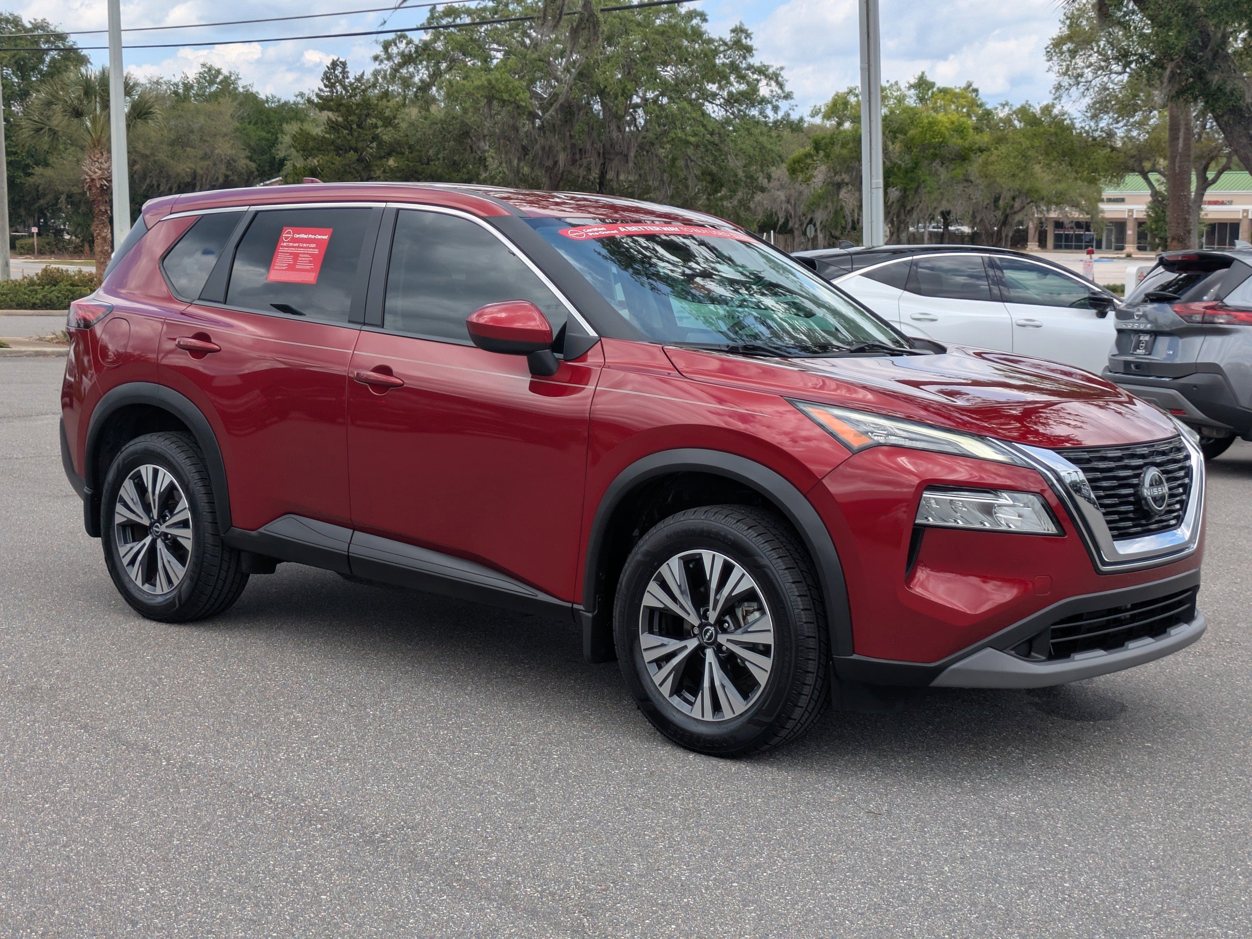Certified 2023 Nissan Rogue SV FWD image 2