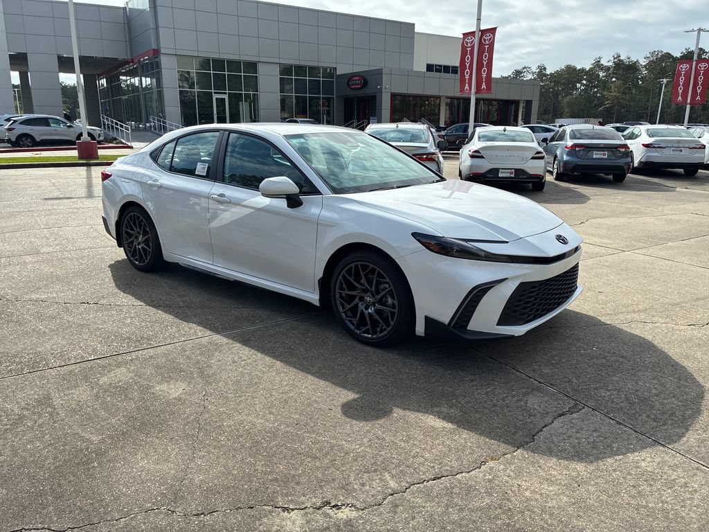 New 2026 Toyota Camry SE FWD image 9