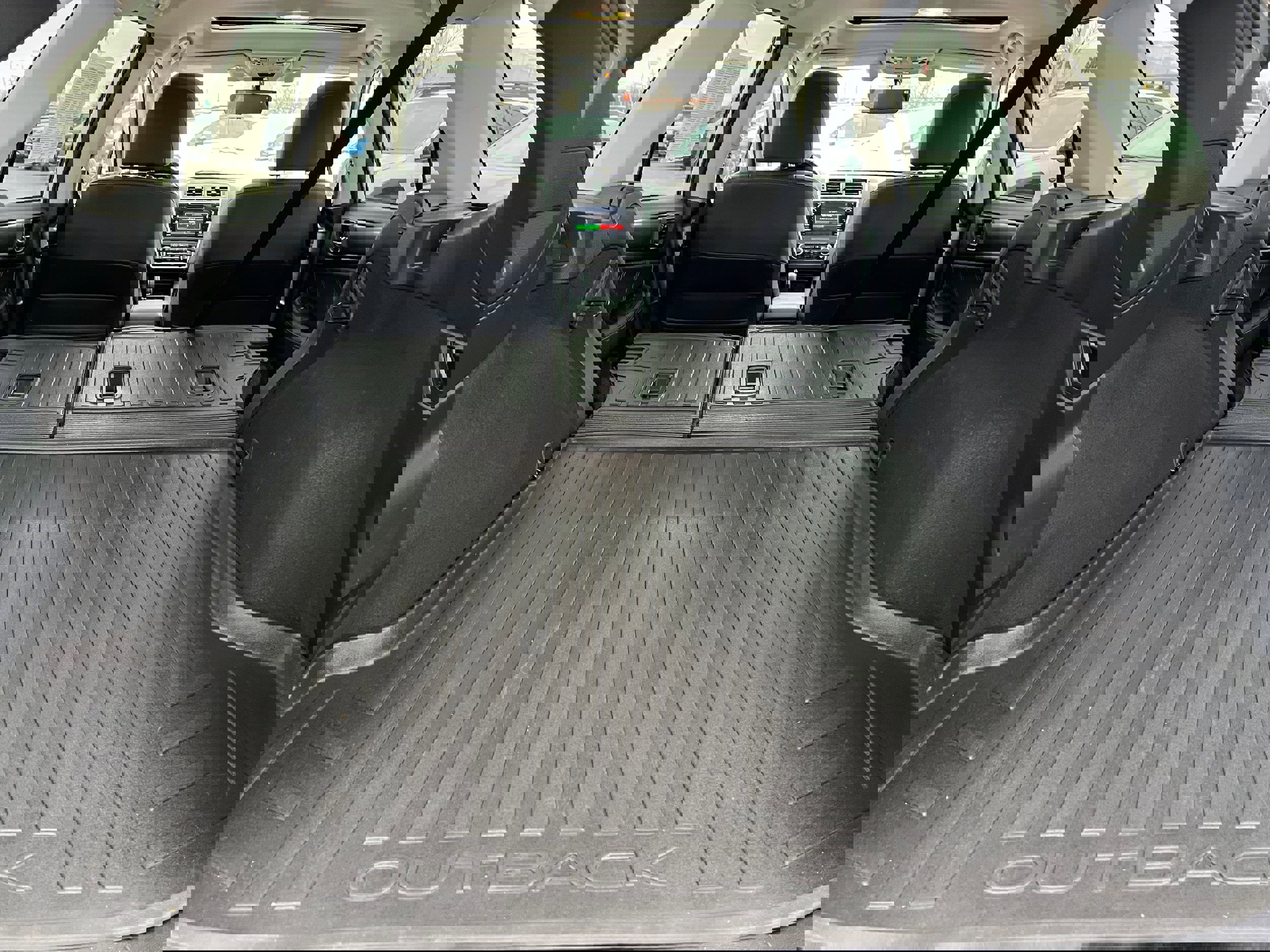 Used 2019 Subaru Outback 3.6R Limited image 12