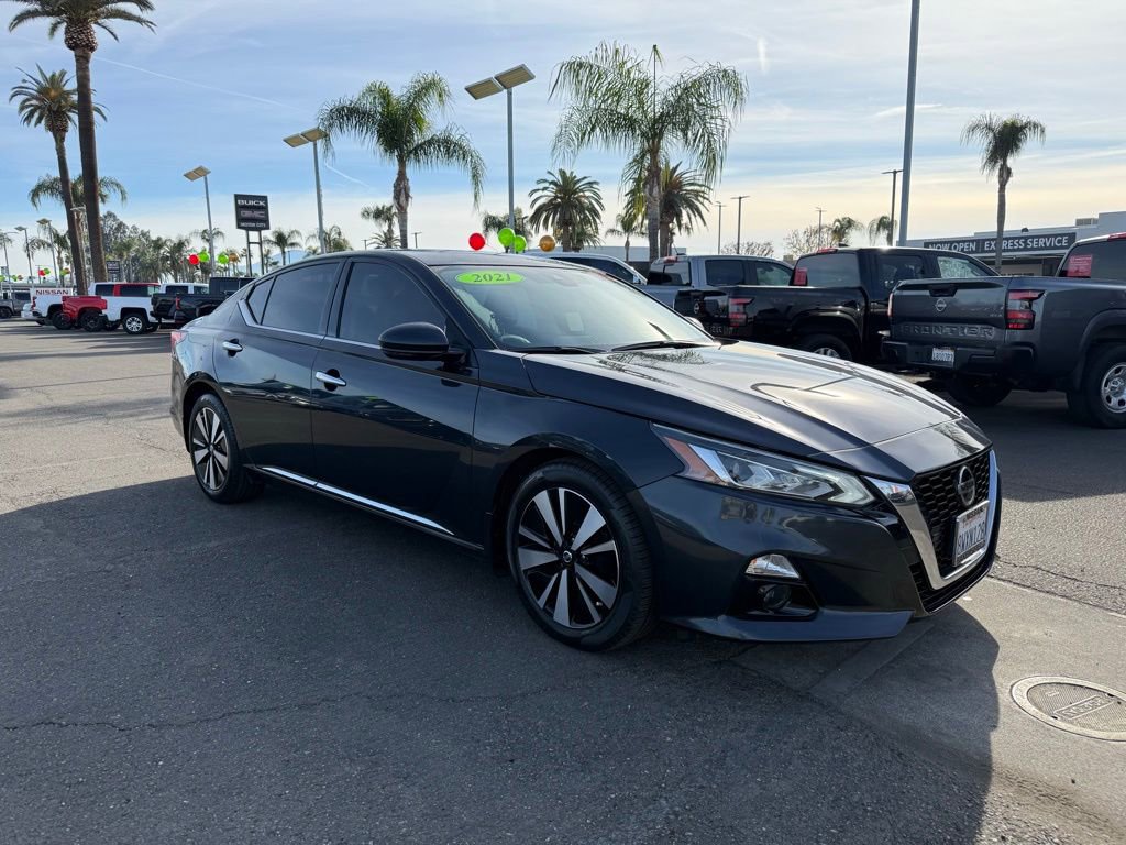 Used 2021 Nissan Altima 2.5 SL image 1