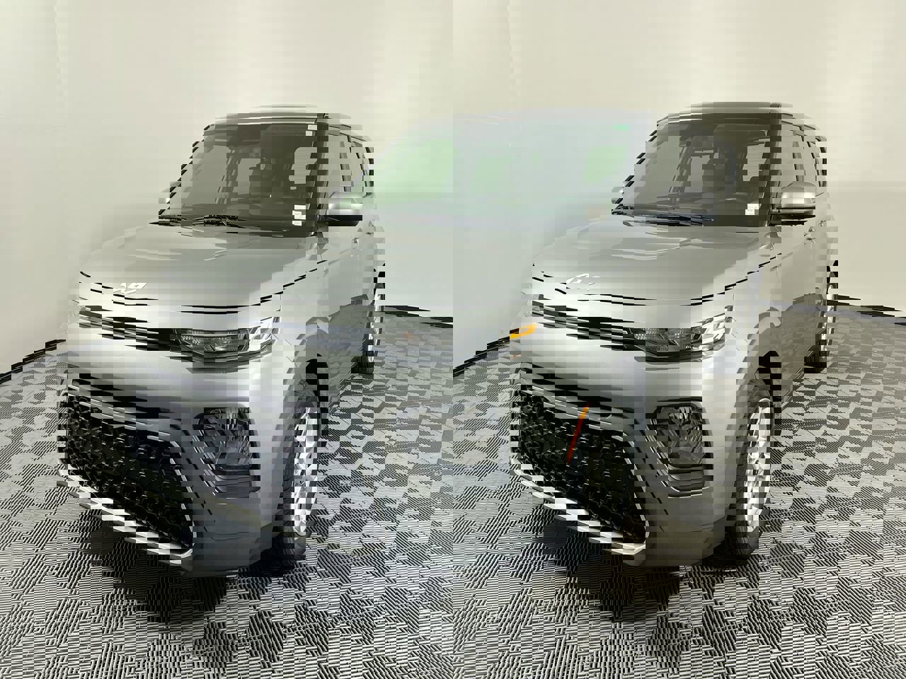 Certified 2025 Kia Soul LX w/ LX Technology Package FWD image 8