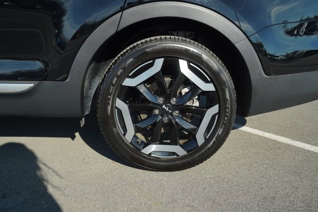 Used 2024 Kia Telluride EX w/ EX Captain's Chair Package image 43