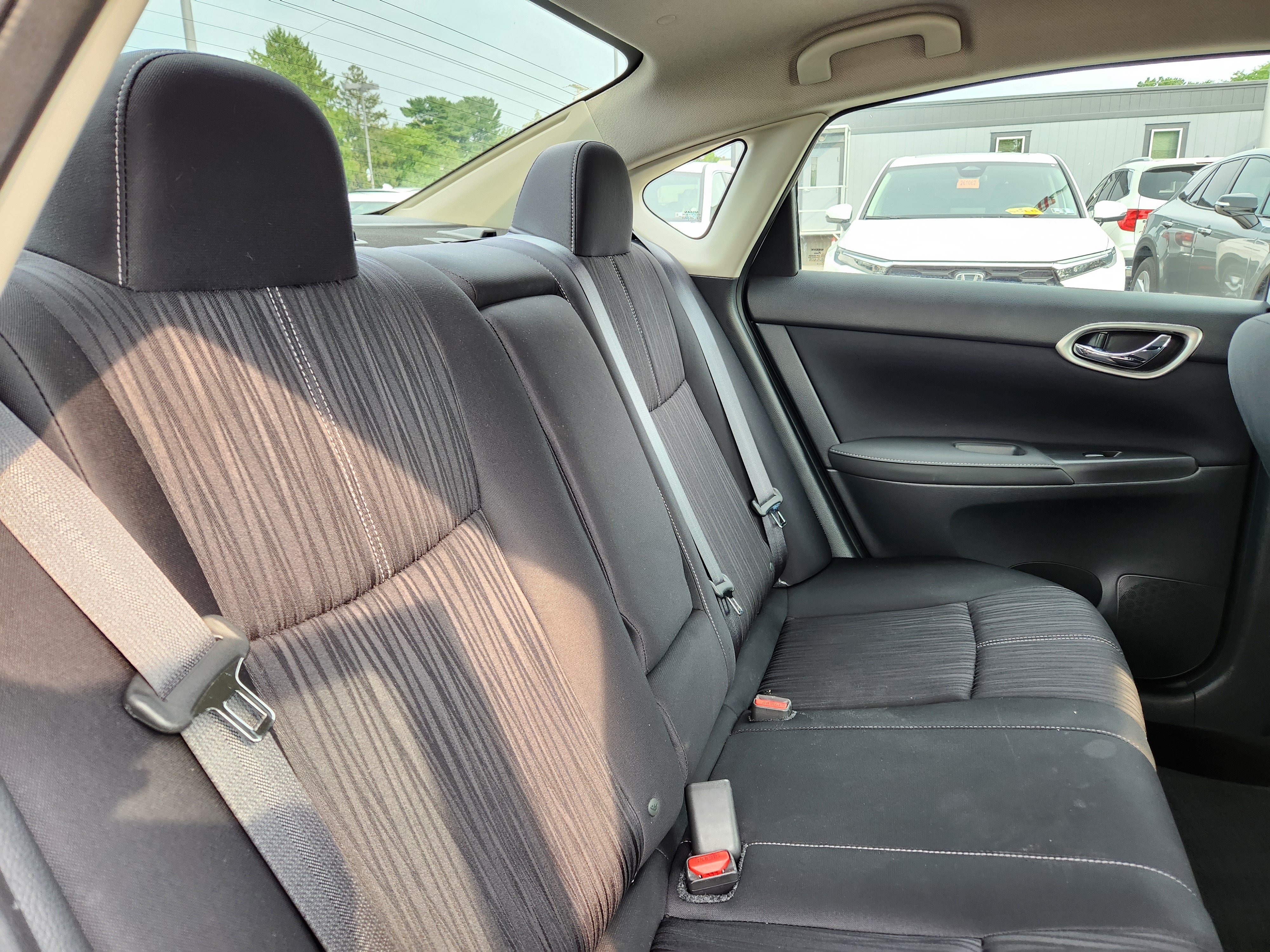 Used 2018 Nissan Sentra SV FWD image 15