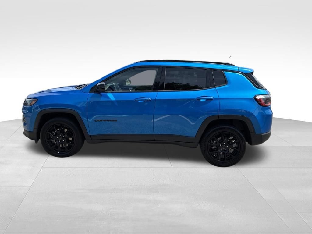 Used 2025 Jeep Compass Latitude w/ Convenience Group AWD/4WD video 2