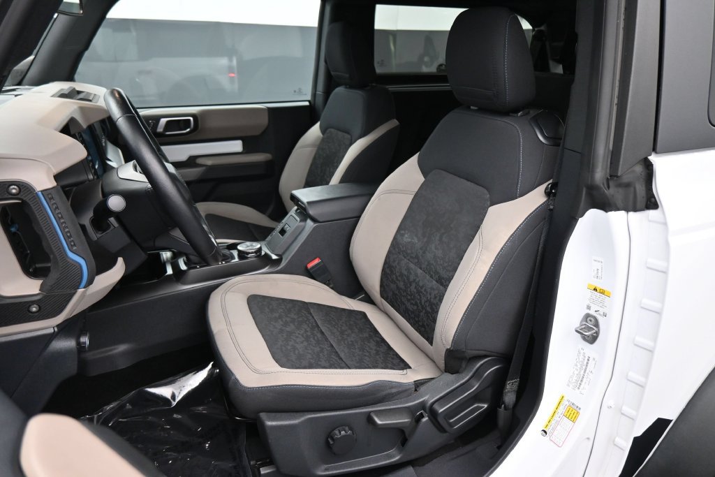 Used 2022 Ford Bronco Wildtrak AWD/4WD image 15