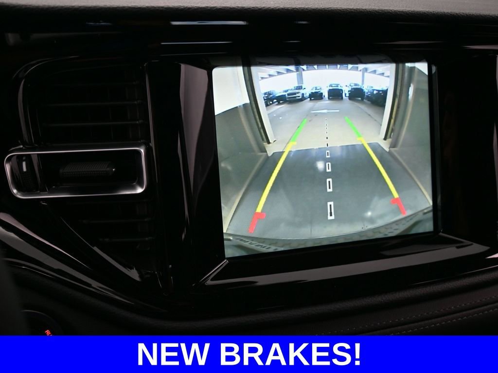 Used 2024 Dodge Durango SXT w/ 3rd Row Seating Group image 12