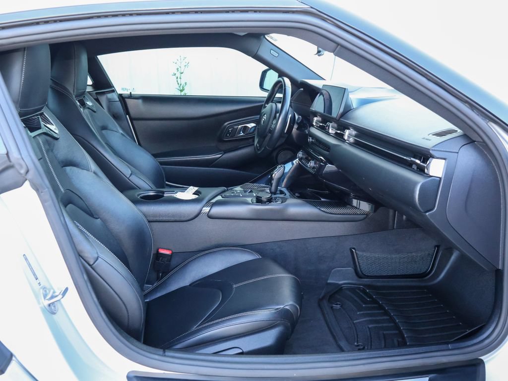 Used 2021 Toyota Supra Premium w/ Driver Assist Package RWD image 22