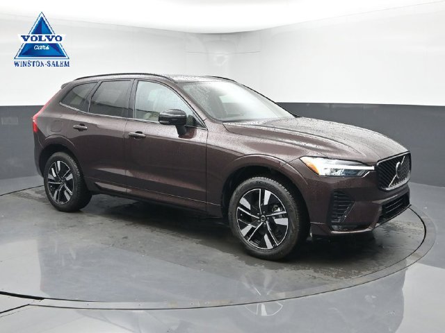 New 2027 Volvo XC60 B5 Core AWD/4WD image 1