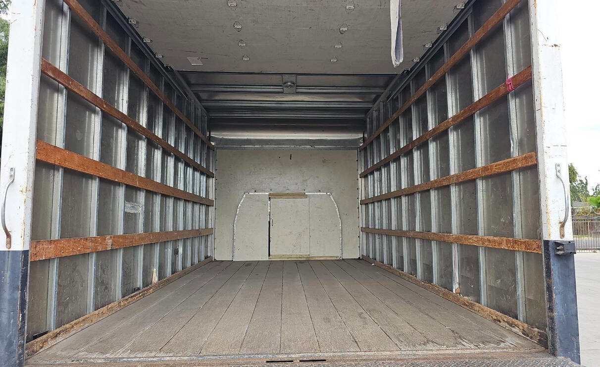 Used 2012 Ford E-350 and Econoline 350 Super Duty w/ Payload Pkg image 6