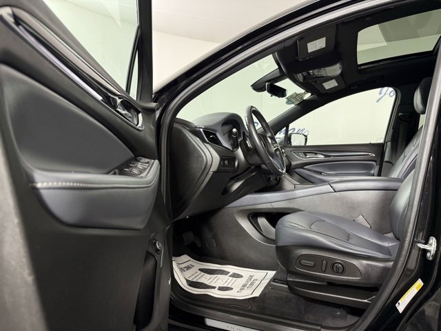 Used 2022 Buick Enclave Essence w/ Experience Buick Package image 11