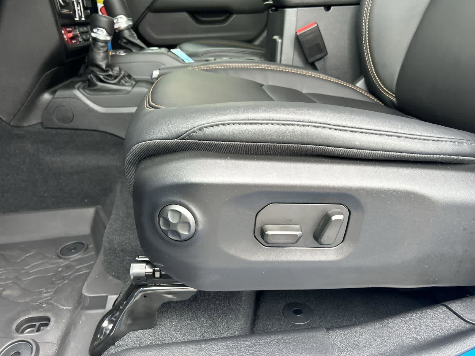 New 2024 Jeep Wrangler Unlimited Rubicon 392 image 27