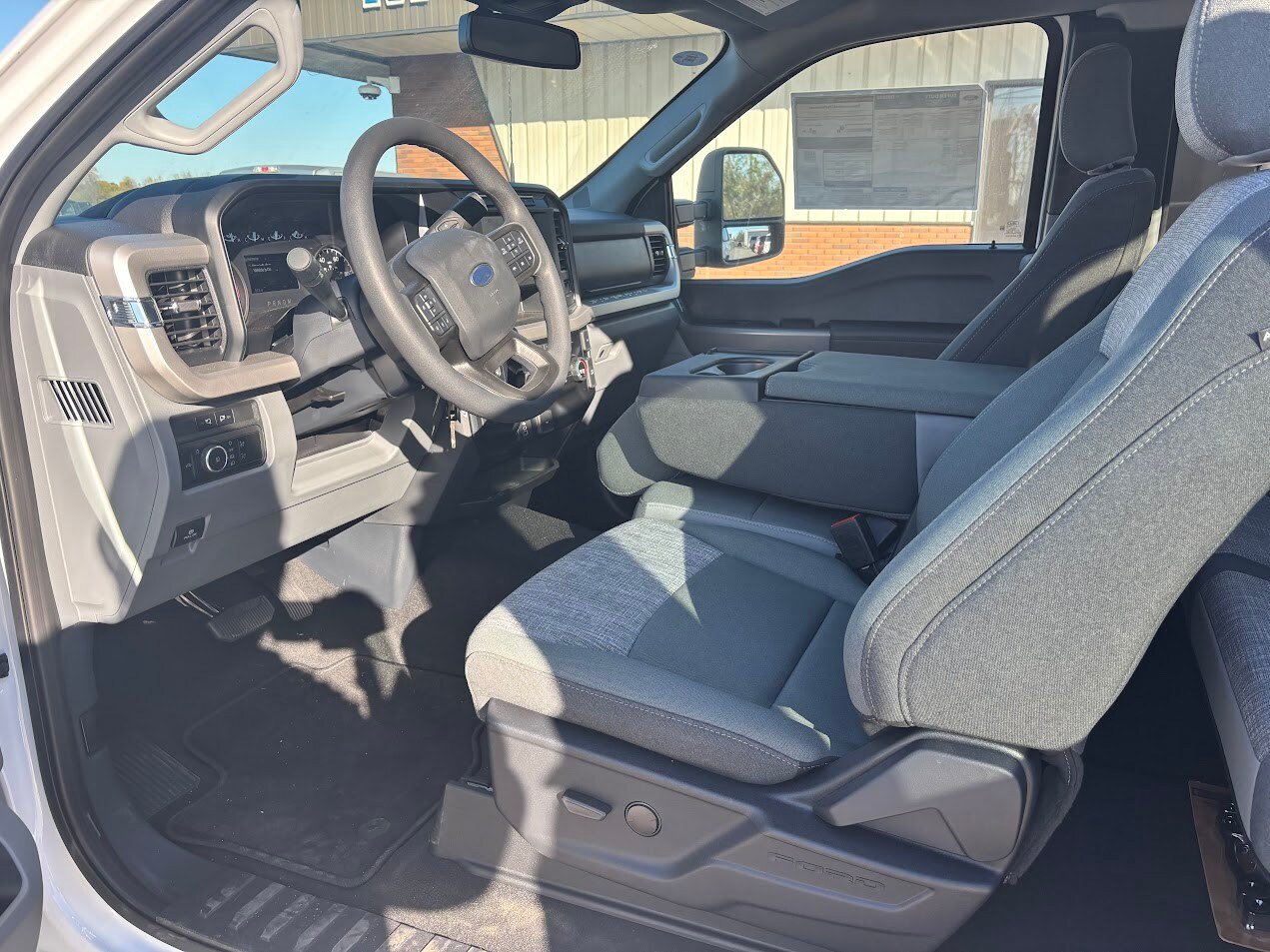 New 2023 Ford F250 XLT w/ 360-Degree Camera Package AWD/4WD image 7
