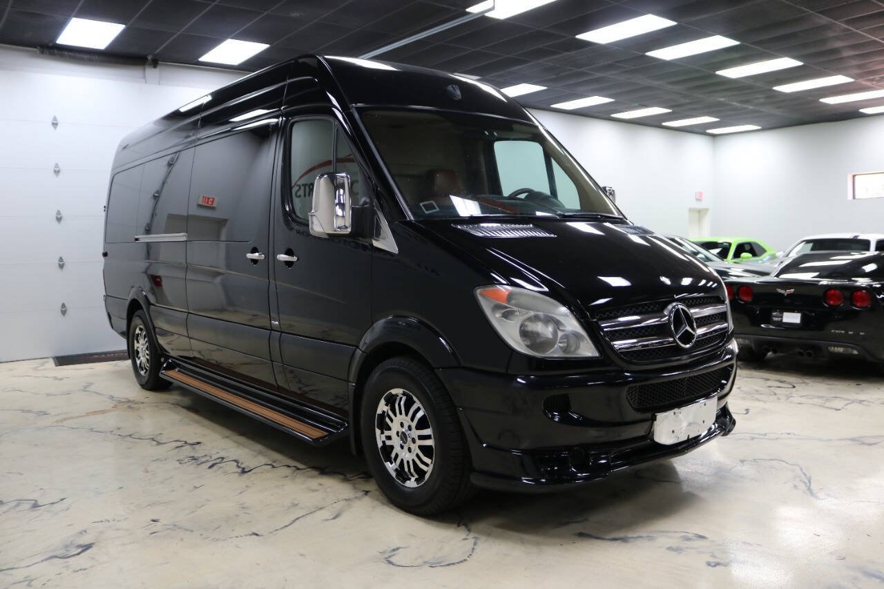 Used 2011 Mercedes-Benz Sprinter 2500 image 5