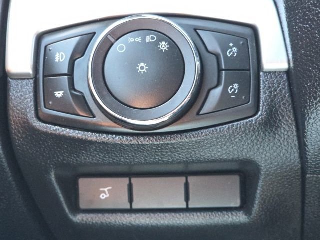 Used 2017 Ford Explorer XLT w/ Equipment Group 202A AWD/4WD image 27