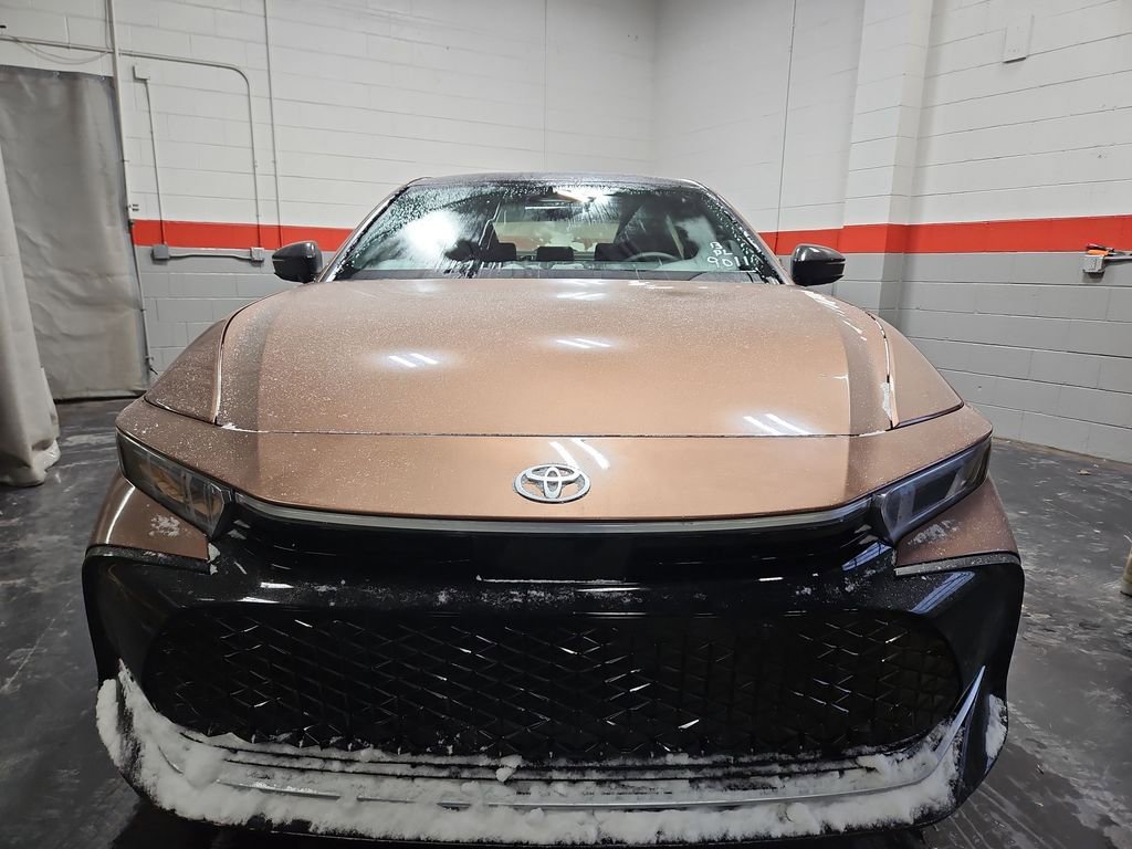 New 2026 Toyota Crown Platinum image 2