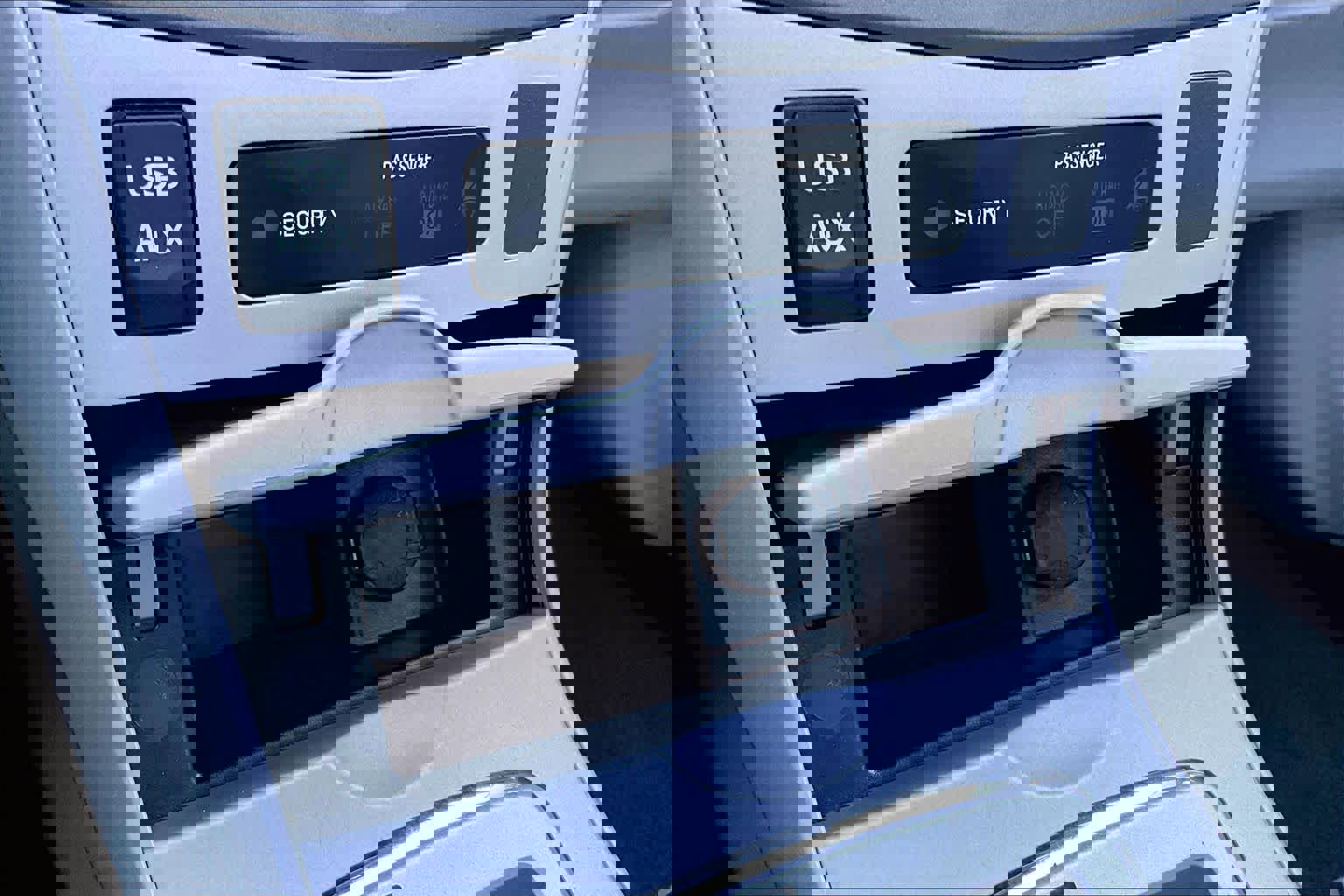 Used 2013 Toyota Corolla LE image 33