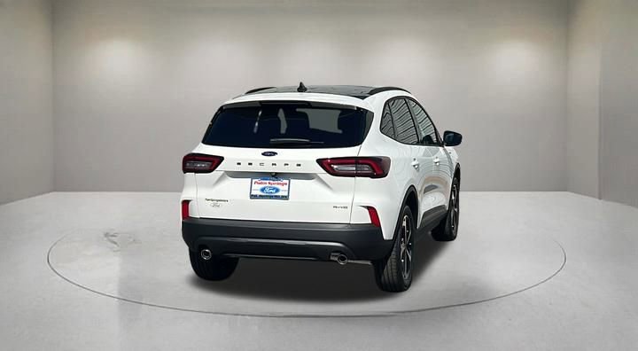 New 2025 Ford Escape ST-Line Select image 8