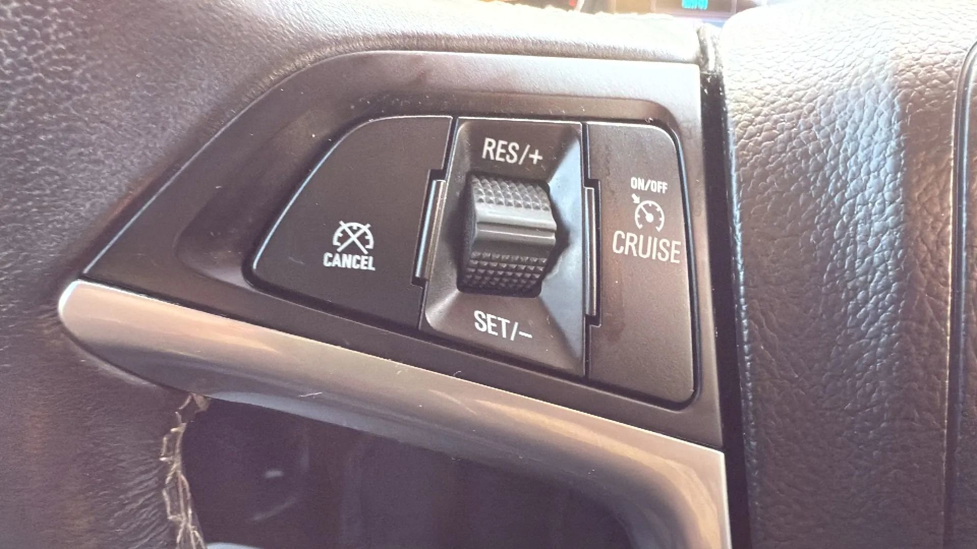 Used 2019 Buick Encore Preferred image 12