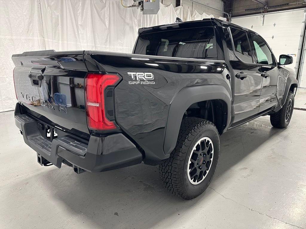 Used 2026 Toyota Tacoma TRD Off-Road AWD/4WD image 7