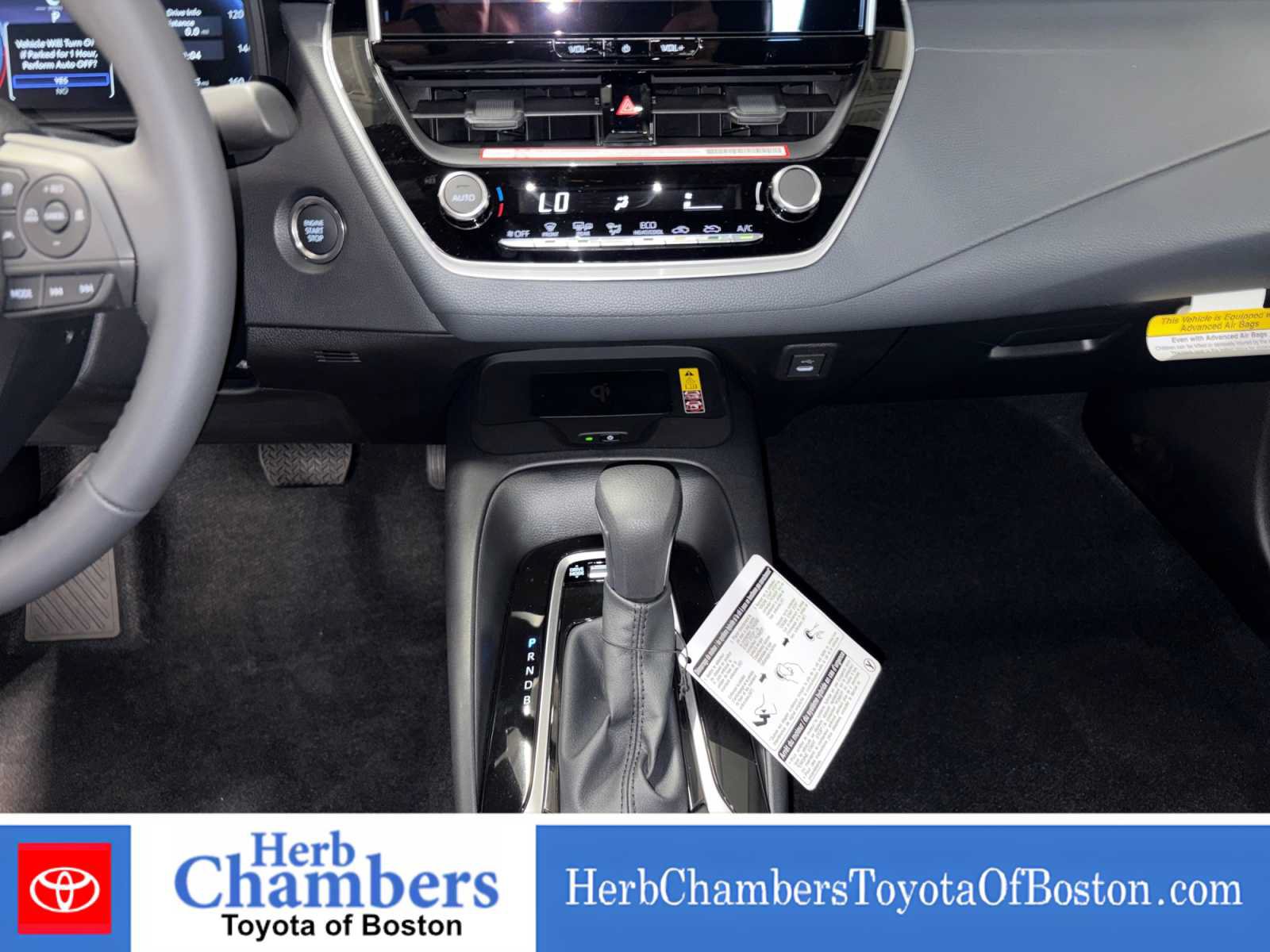 New 2026 Toyota Corolla SE w/ SE Package FWD image 12