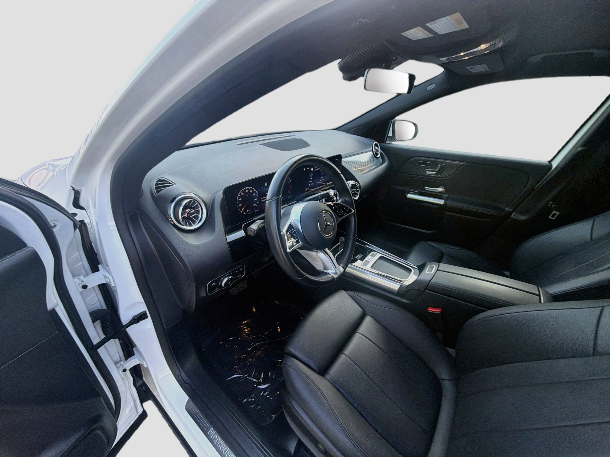 Used 2024 Mercedes-Benz GLA 250 image 9