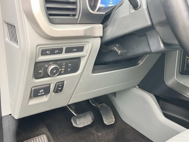 Used 2022 Ford F150 XLT w/ Equipment Group 302A High AWD/4WD image 35
