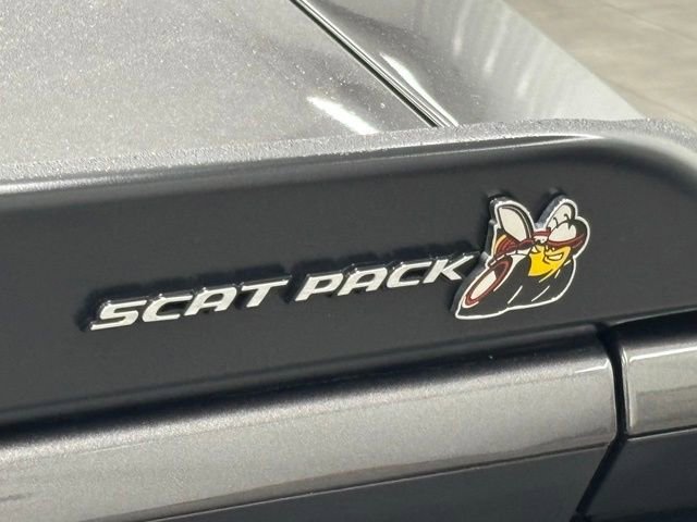 Used 2021 Dodge Challenger R/T Scat Pack RWD image 9