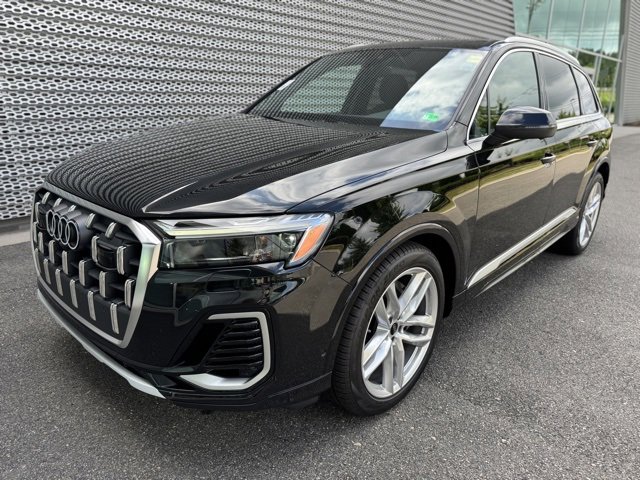 New 2025 Audi Q7 3.0T Premium Plus