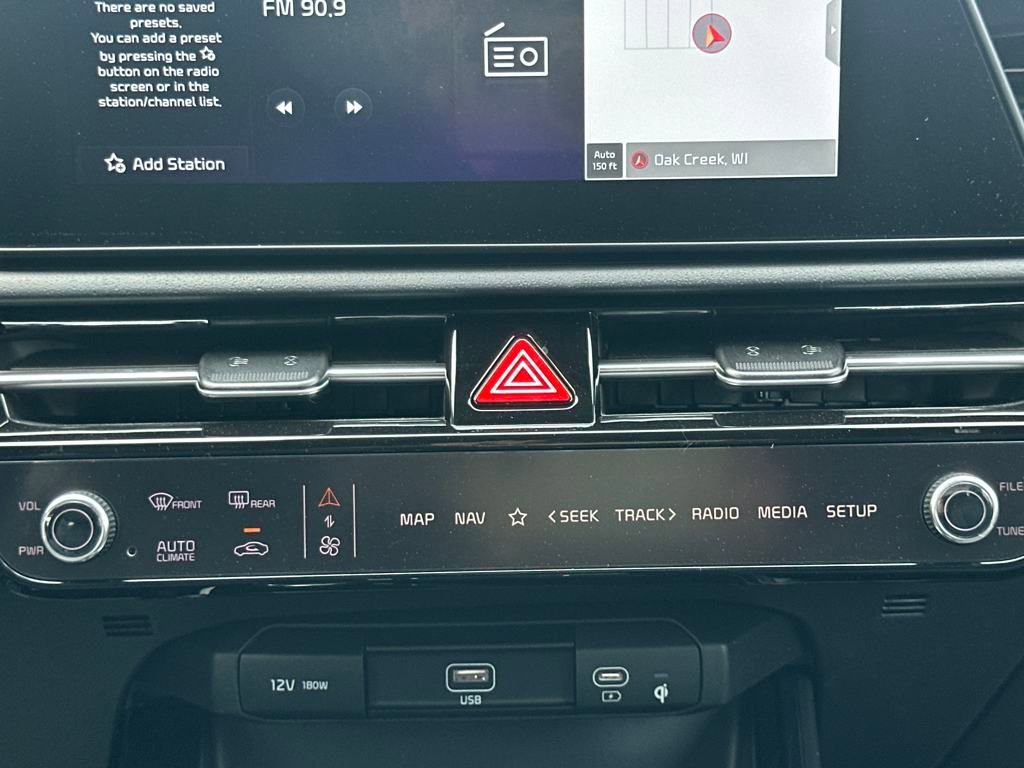 New 2025 Kia Niro EX Touring image 21