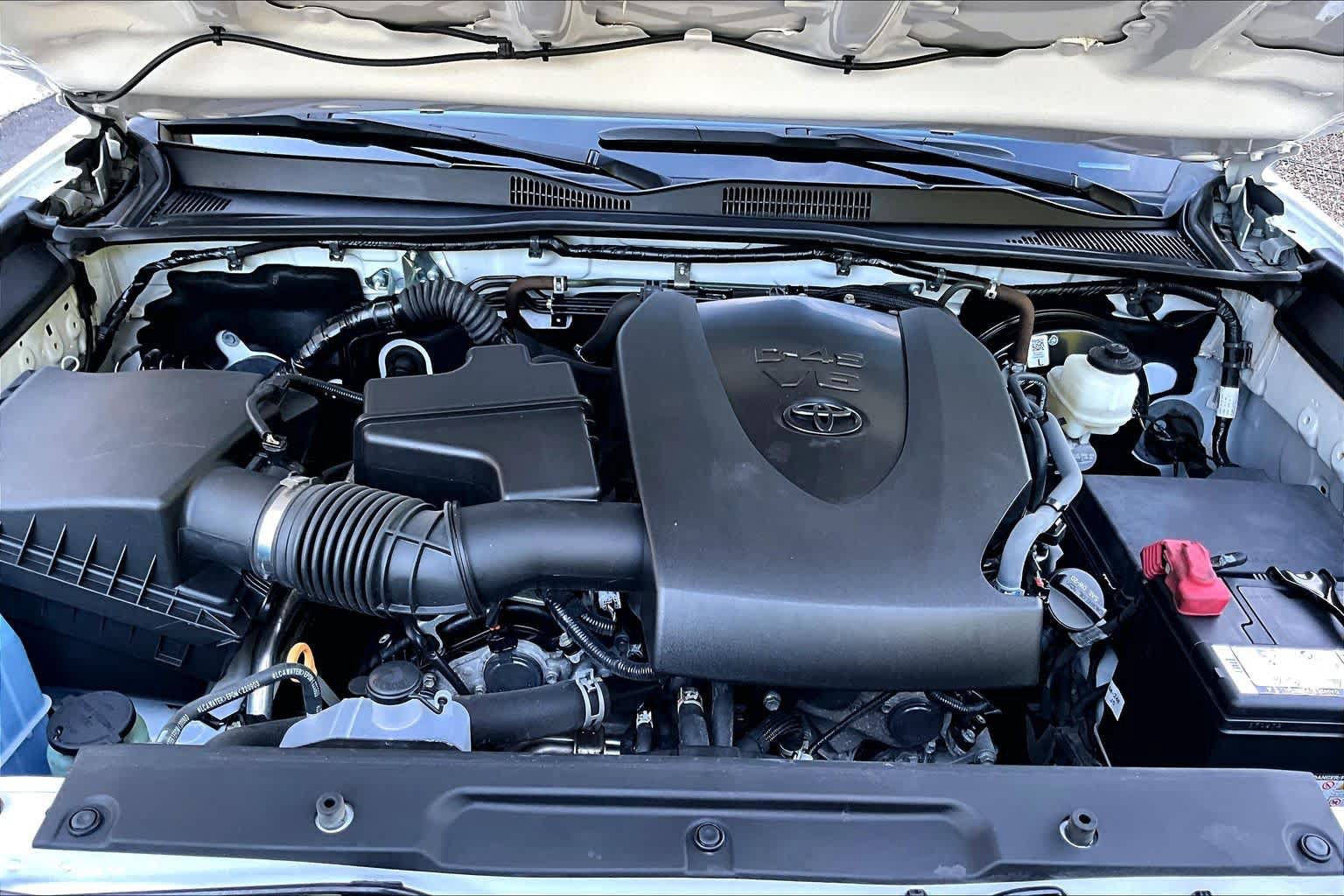 Certified 2023 Toyota Tacoma SR AWD/4WD image 30