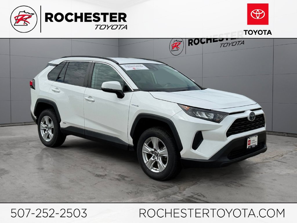 Certified 2019 Toyota RAV4 LE AWD/4WD image 1