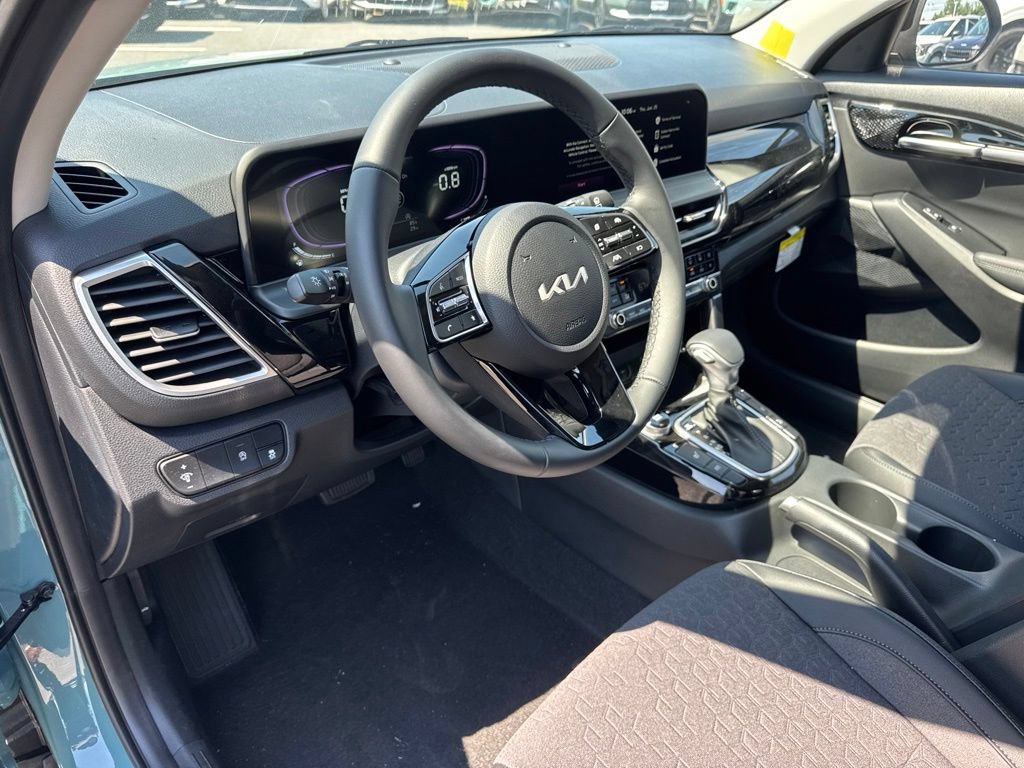 New 2026 Kia Seltos S AWD/4WD image 10