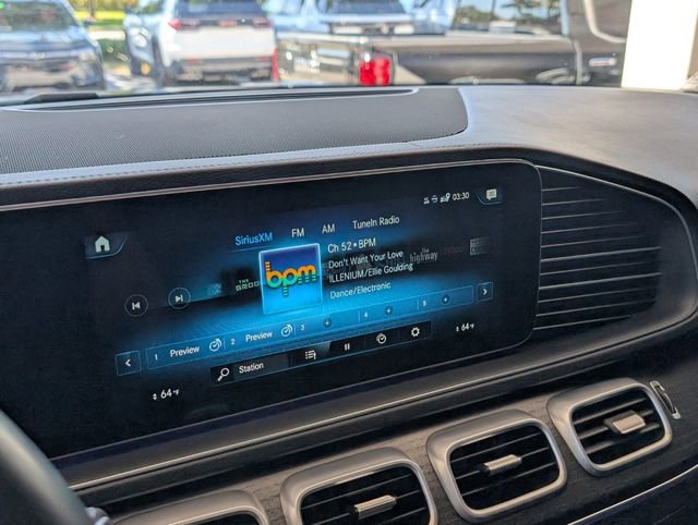 Used 2023 Mercedes-Benz GLS 580 4MATIC image 21