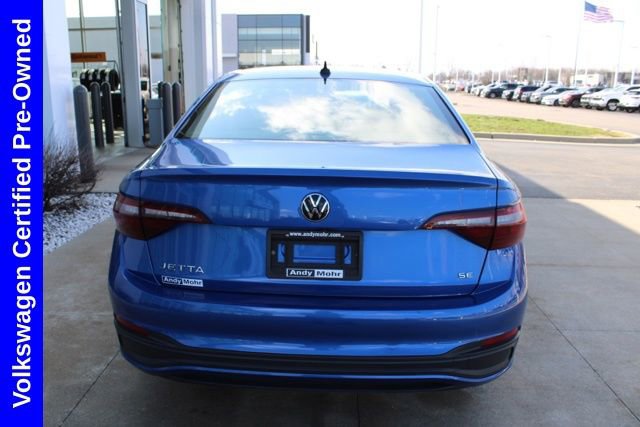 Used 2024 Volkswagen Jetta SE image 7