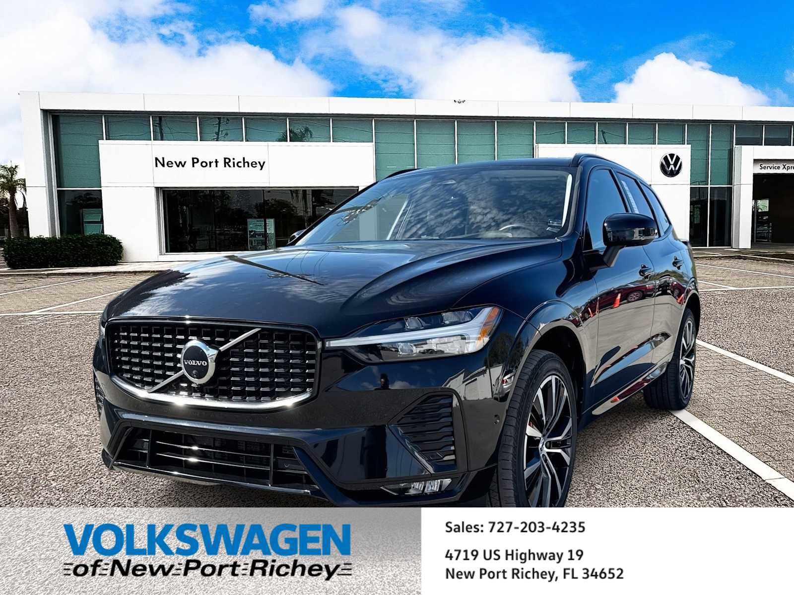 Used 2023 Volvo XC60 B5 Plus w/ Protection Package Premier video 1