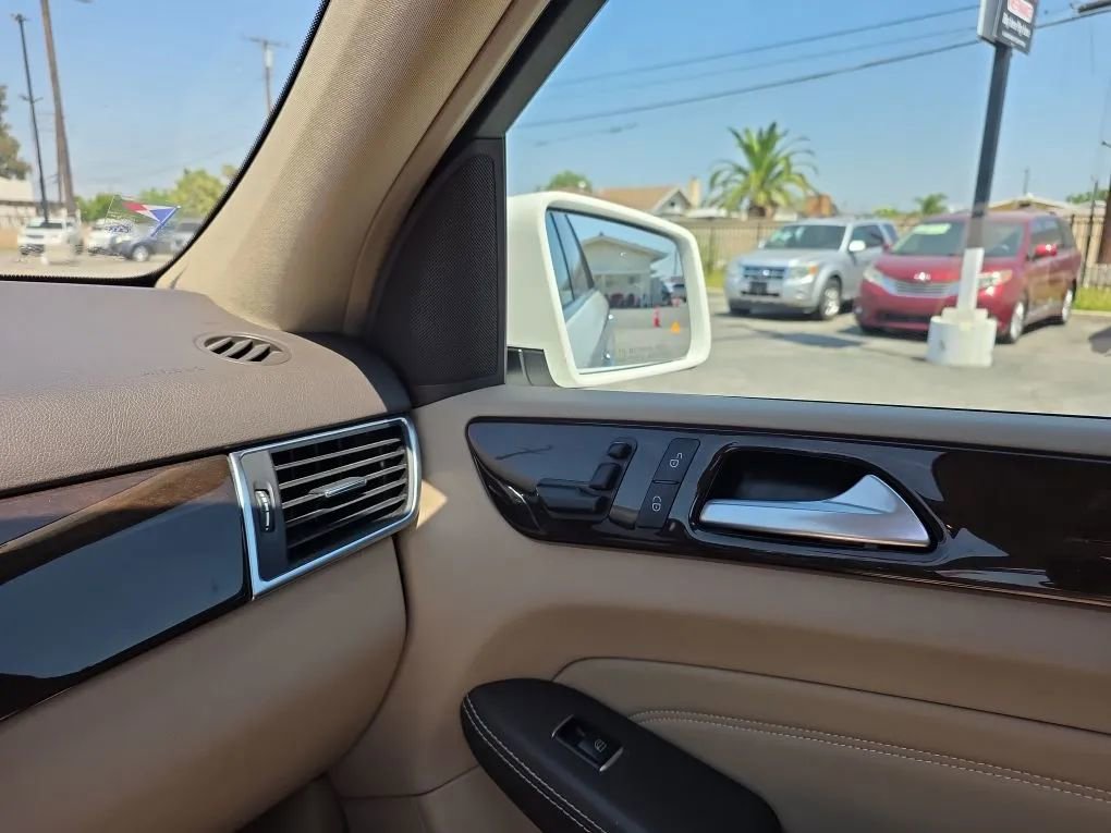 Used 2015 Mercedes-Benz ML 350 2WD w/ Premium 1 Package image 53