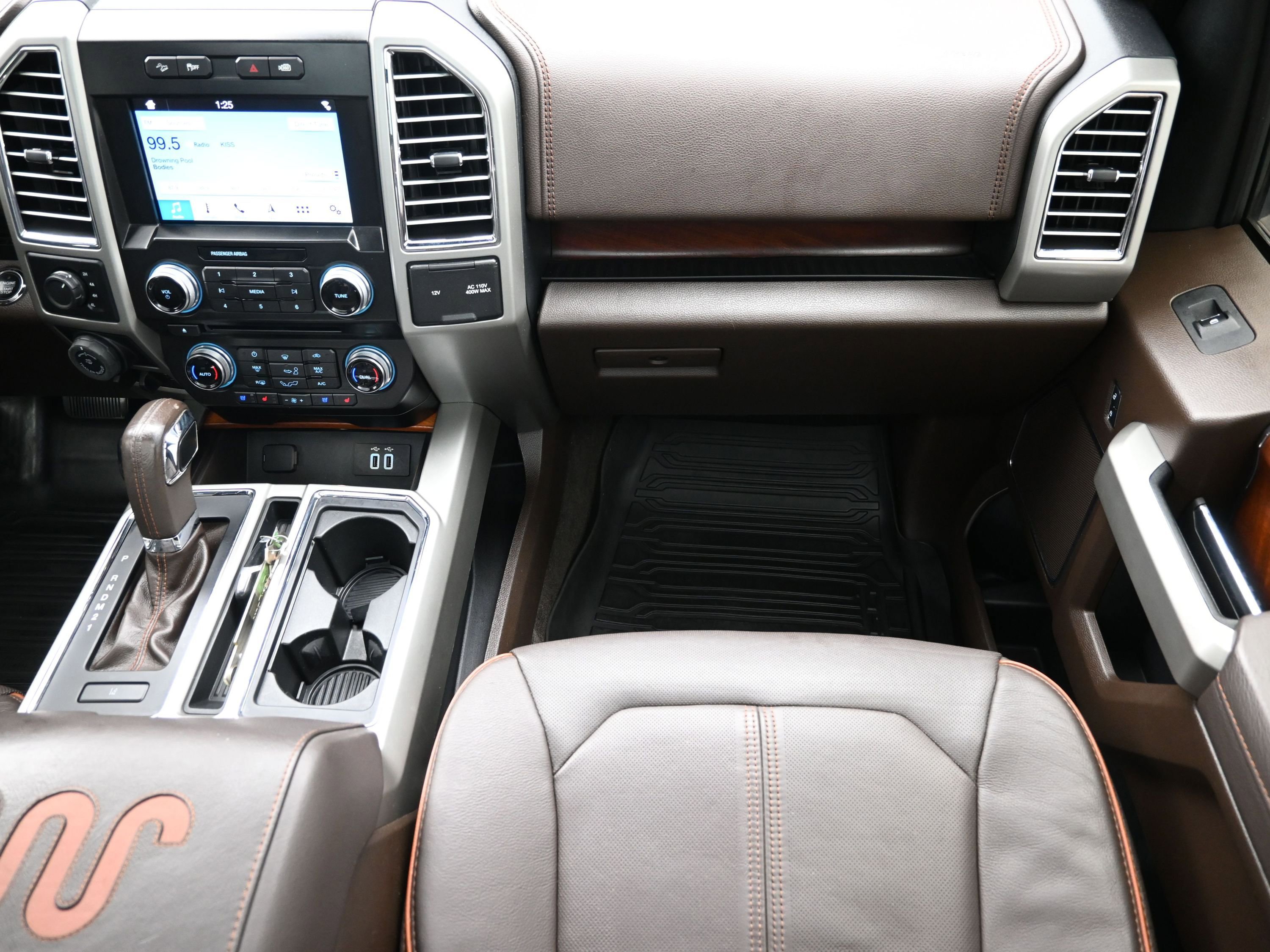 Used 2016 Ford F150 King Ranch w/ Equipment Group 601A Luxury image 39