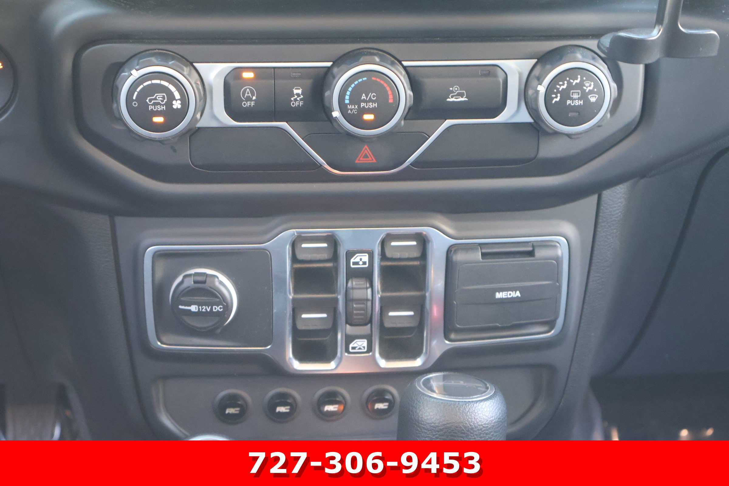Used 2021 Jeep Gladiator Willys image 18