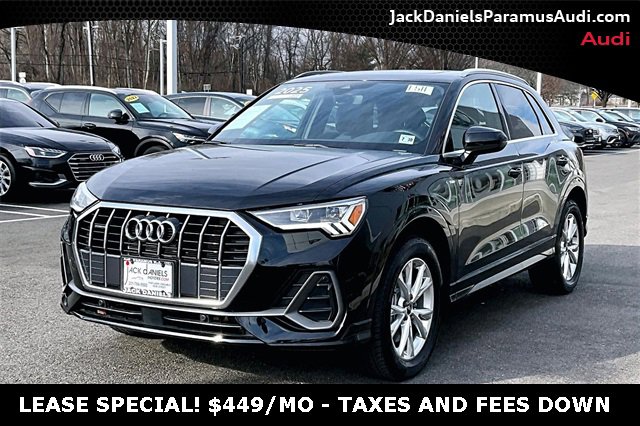 Used 2025 Audi Q3 2.0T Premium w/ Convenience Package image 1