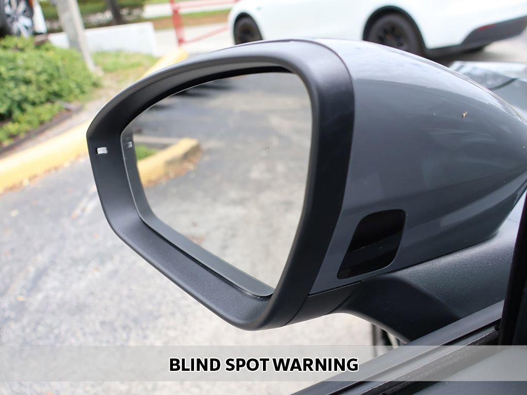 Used 2023 Volkswagen ID.4 S image 7