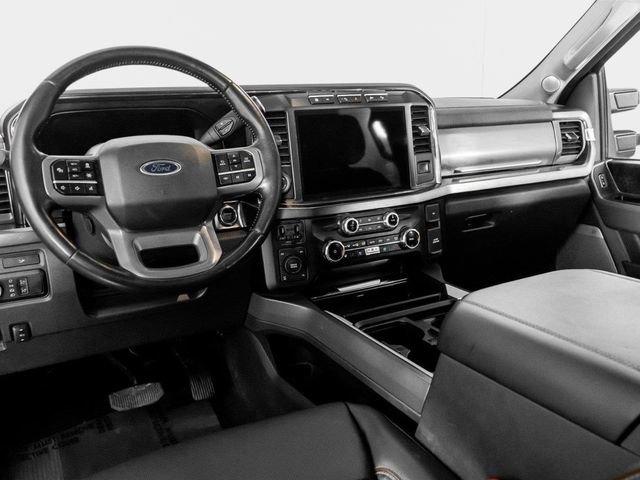 Used 2024 Ford F250 Lariat w/ Lariat Ultimate Package AWD/4WD image 3