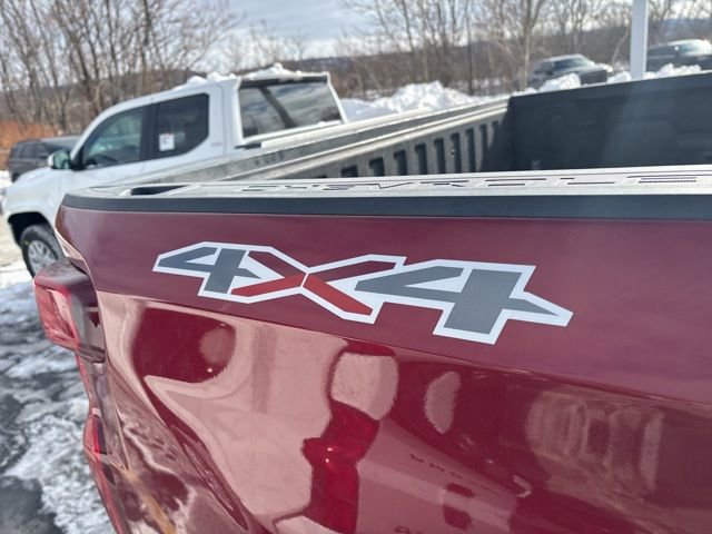 Used 2020 Chevrolet Silverado 1500 Custom w/ Custom Value Package image 10