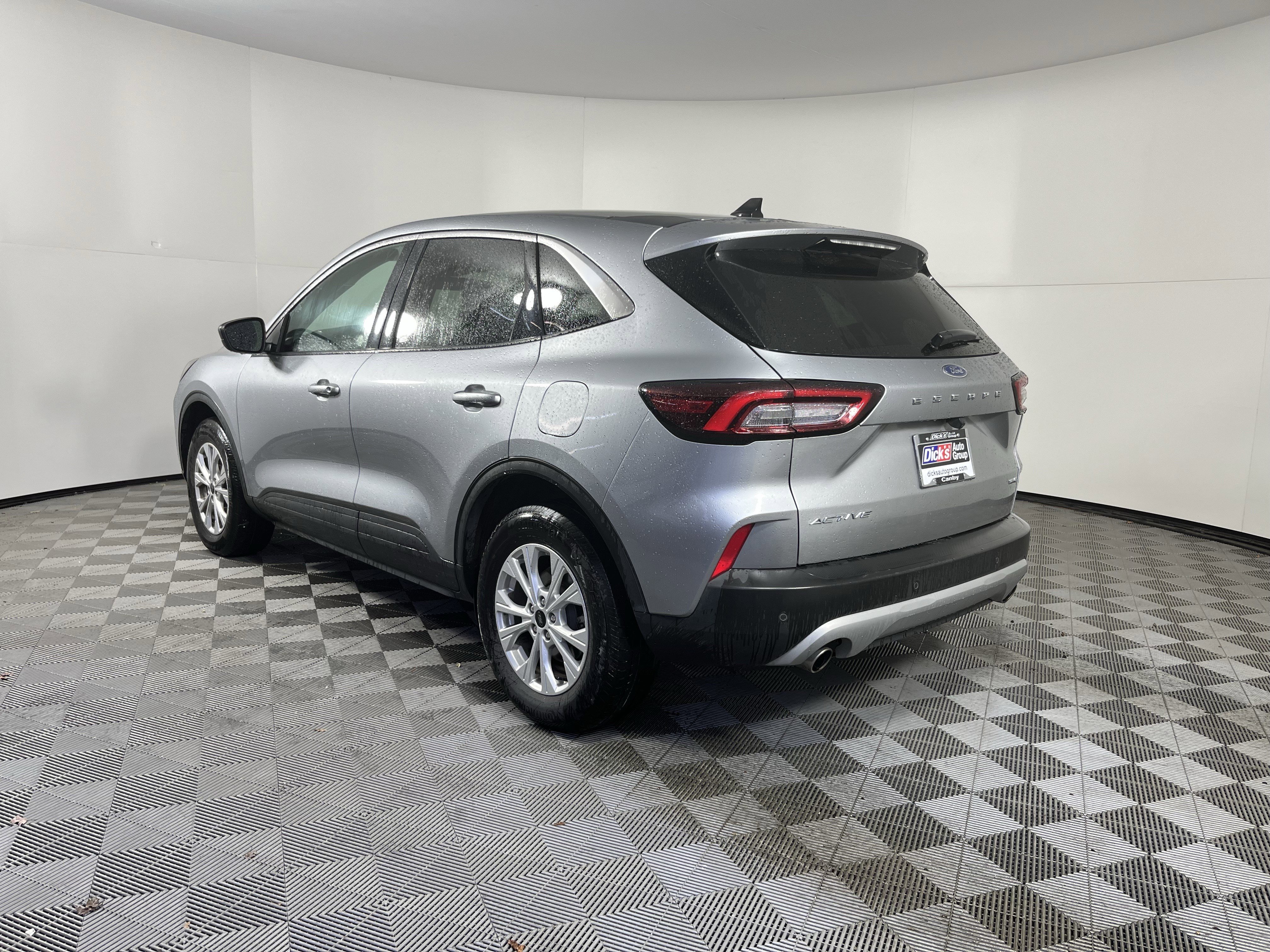 Used 2024 Ford Escape Active w/ Tech Pack #1 image 3