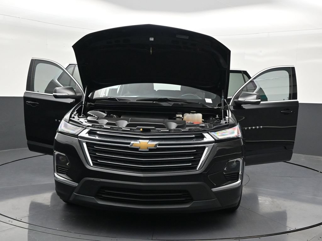 Used 2023 Chevrolet Traverse LT FWD image 35