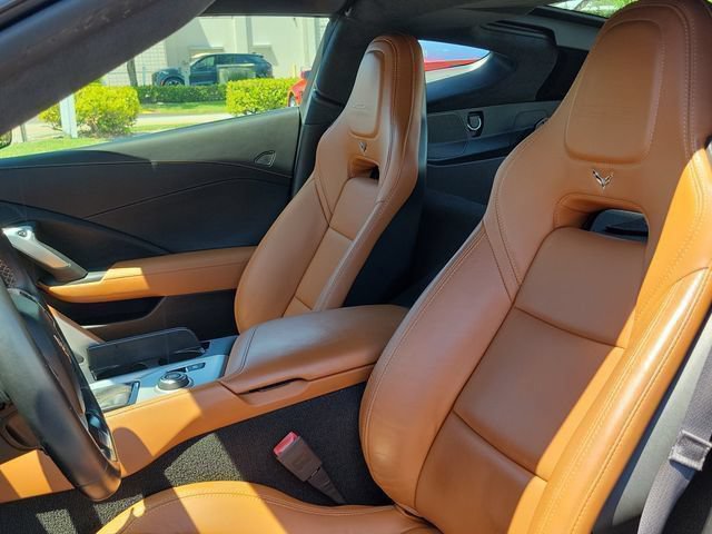 Used 2015 Chevrolet Corvette Z06 w/ 3LZ Preferred Equipment Group RWD image 19